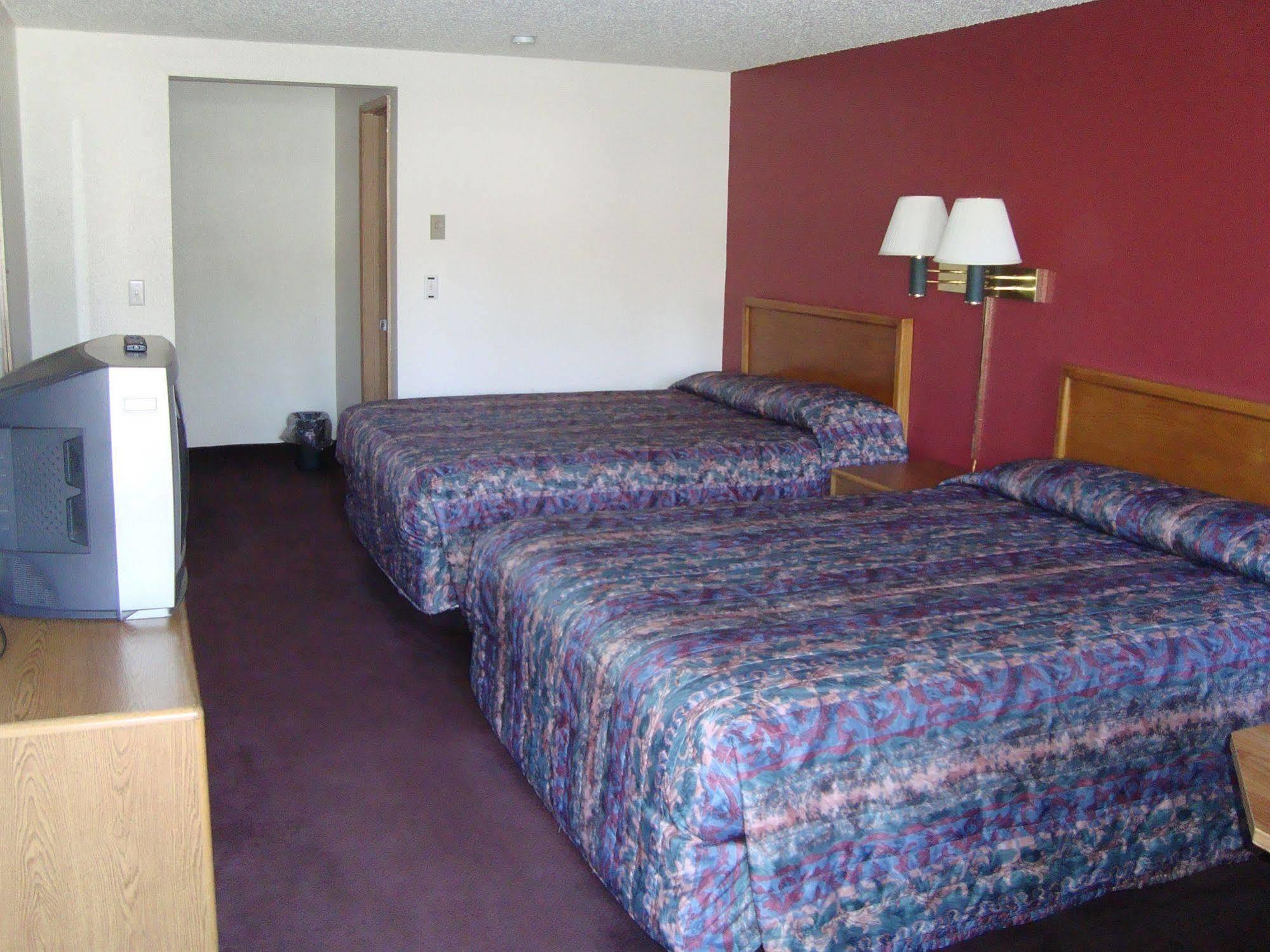 Willow Springs Motel Cheney ภายนอก รูปภาพ