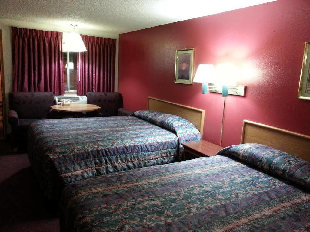 Willow Springs Motel Cheney ภายนอก รูปภาพ